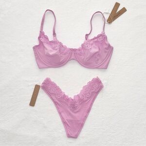 Skims Fits Everybody Corded Lace Underwire Bra & Dipped thong set - Petal